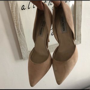 Steve Madden pointed Toe, closed toe heels!